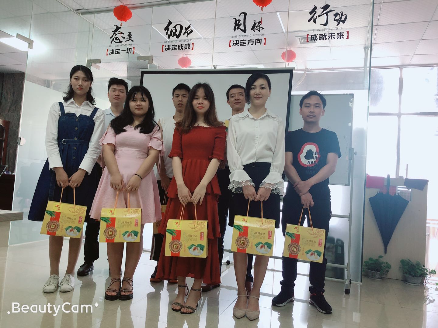 http://www.hktutor-center.com