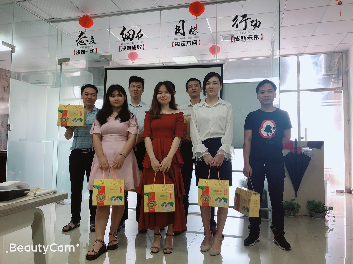 http://www.hktutor-center.com